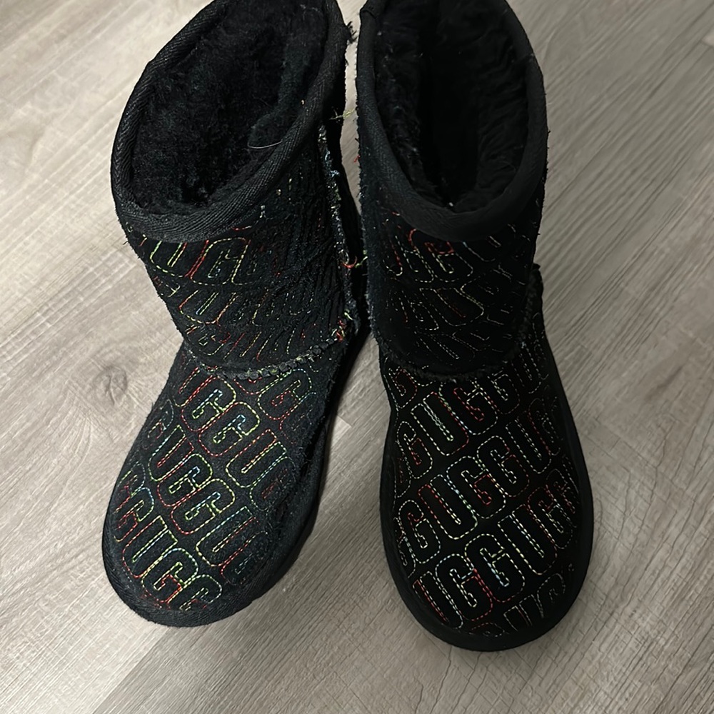 Kids uggs